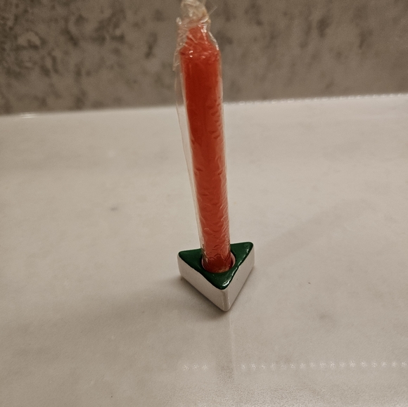 4 new vintage mini red candles with Christmas tree stands - Picture 5 of 6